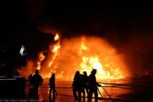 Millionenschaden Brand Lagerhalle Lauingen