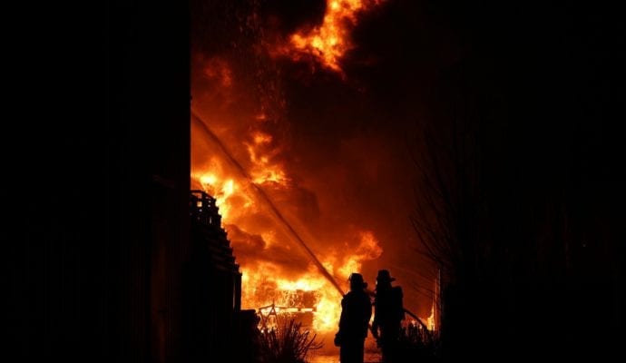 Millionenschaden Brand Lagerhalle Lauingen