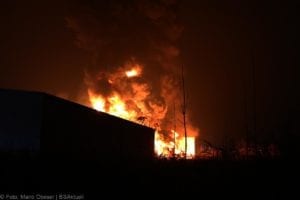 Millionenschaden Brand Lagerhalle Lauingen