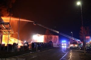 Millionenschaden Brand Lagerhalle Lauingen