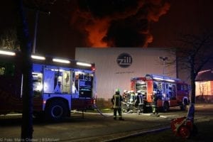 Millionenschaden Brand Lagerhalle Lauingen