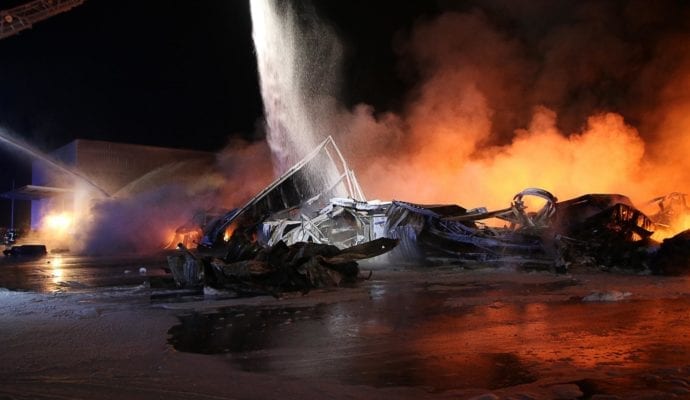 Millionenschaden Brand Lagerhalle Lauingen