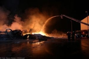 Millionenschaden Brand Lagerhalle Lauingen