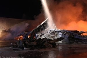 Millionenschaden Brand Lagerhalle Lauingen