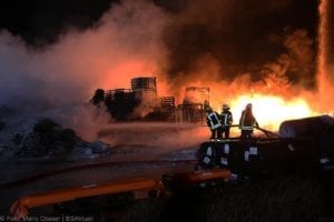 Millionenschaden Brand Lagerhalle Lauingen