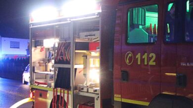 Feuerwehrfahrzeug Nacht