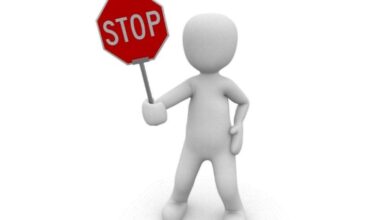 Stop Verkehrszeichen Schild