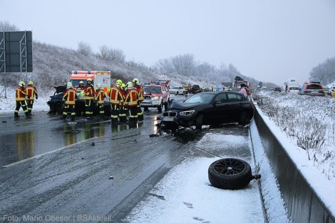 Unfall A8 Burgau – Guenzburg MAssenkarambolage 190120 12