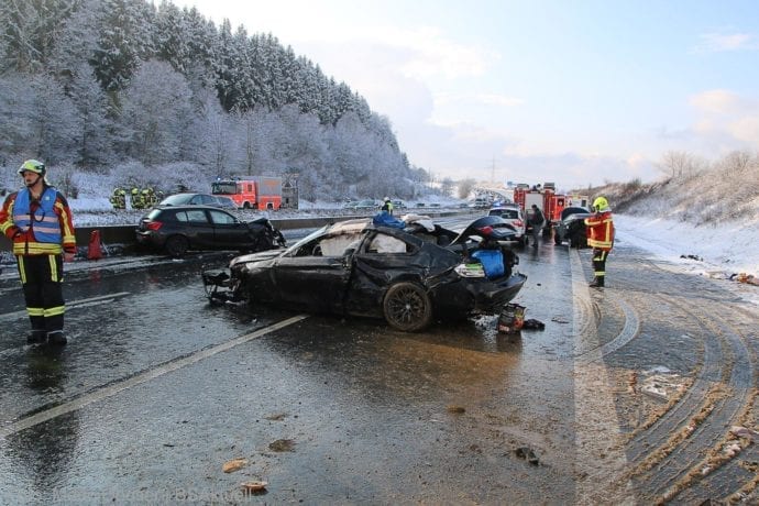 Unfall A8 Burgau – Guenzburg MAssenkarambolage 190120 26