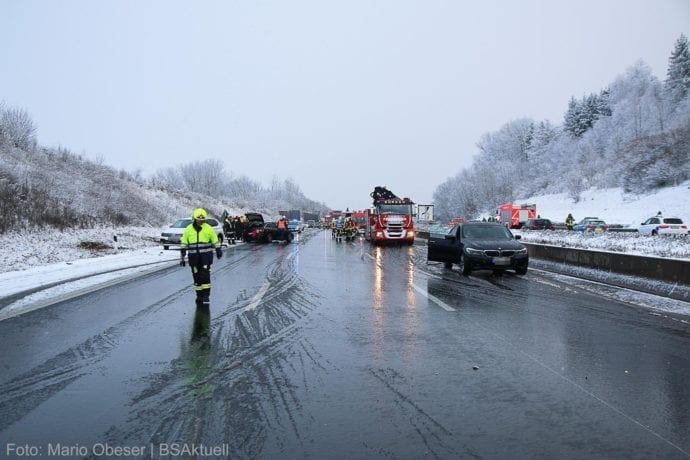 Unfall A8 Burgau – Guenzburg MAssenkarambolage 190120 9