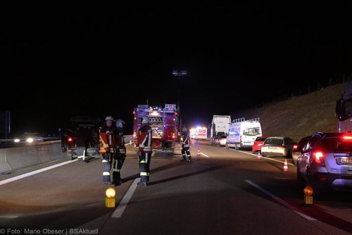 Unfall A8 Burgau-Guenzburg 12022020 1