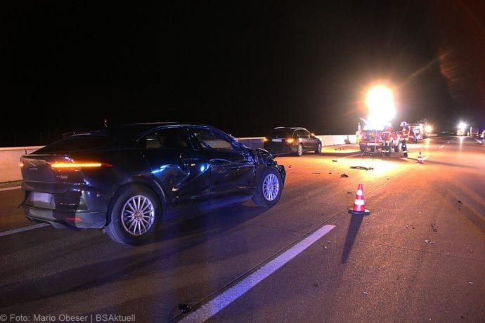 Unfall A8 Burgau-Guenzburg 12022020 4