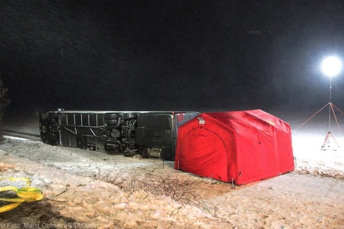 Unfall Reisebus B10 Kreuzung Tomerdingen 27022020 1
