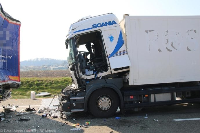 Unfall A8 Elchingen-Leipheim 19032020 29
