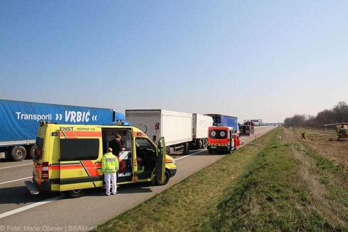 Unfall A8 Elchingen-Leipheim 19032020 31
