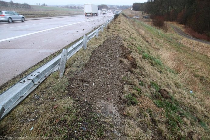 Unfall A8 Guenzburg-Burgau 10032020 11