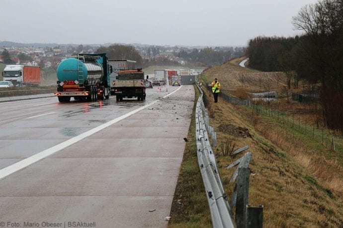 Unfall A8 Guenzburg-Burgau 10032020 9