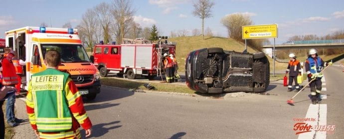 Unfall B300 Ziemetshausen 18032020 4