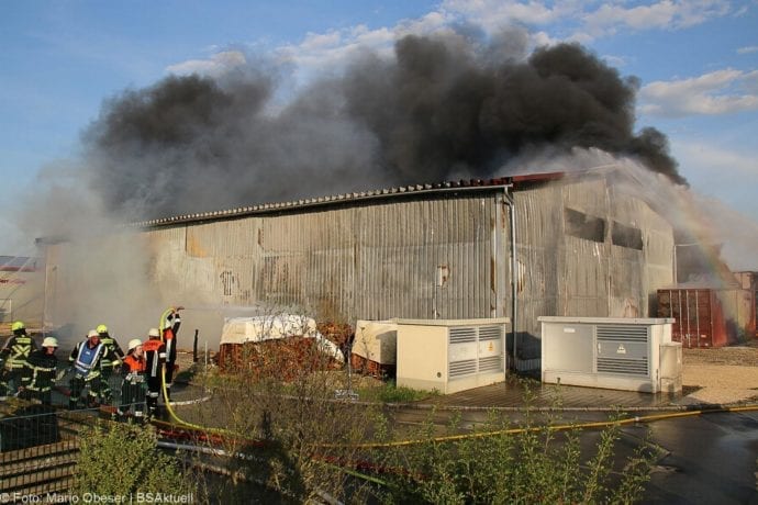 Brand Lagerhalle Waldstetten Ichenhausen 24042020 19