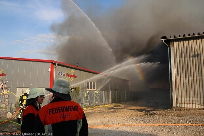 Brand Lagerhalle Waldstetten Ichenhausen 24042020 28