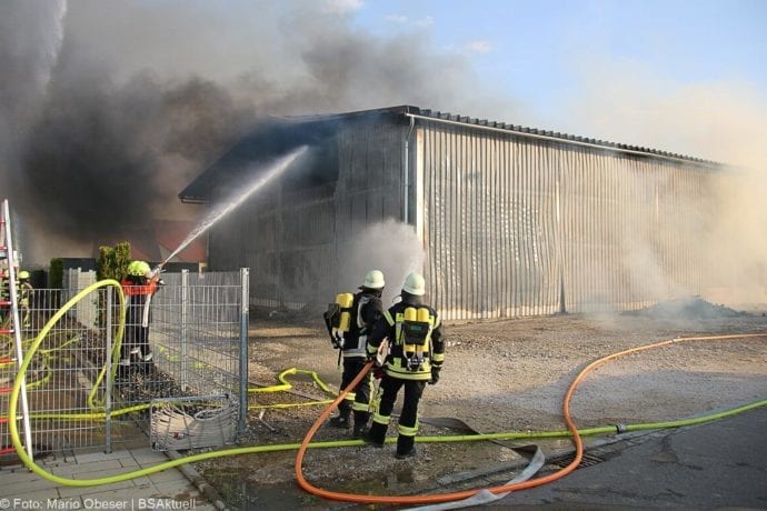 Brand Lagerhalle Waldstetten Ichenhausen 24042020 31