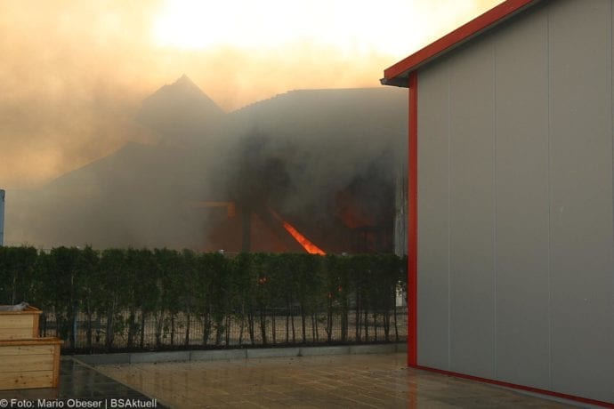 Brand Lagerhalle Waldstetten Ichenhausen 24042020 32