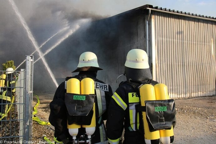 Brand Lagerhalle Waldstetten Ichenhausen 24042020 35