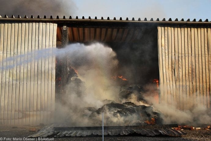 Brand Lagerhalle Waldstetten Ichenhausen 24042020 37
