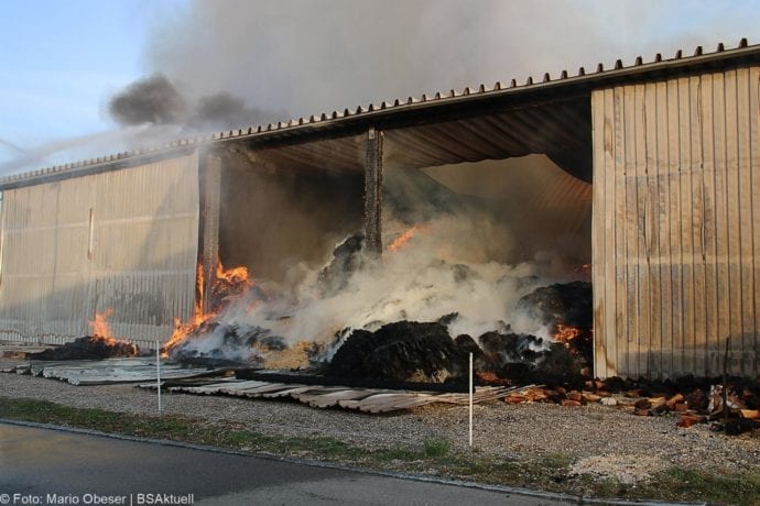 Brand Lagerhalle Waldstetten Ichenhausen 24042020 51