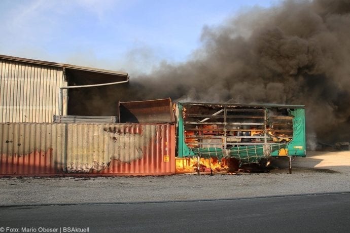 Brand Lagerhalle Waldstetten Ichenhausen 24042020 6