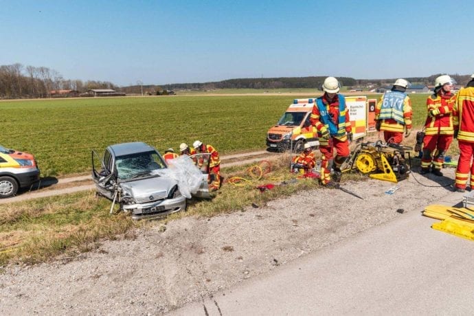 Falschfahrerin A96 Verkehrusnfall 08042020 5