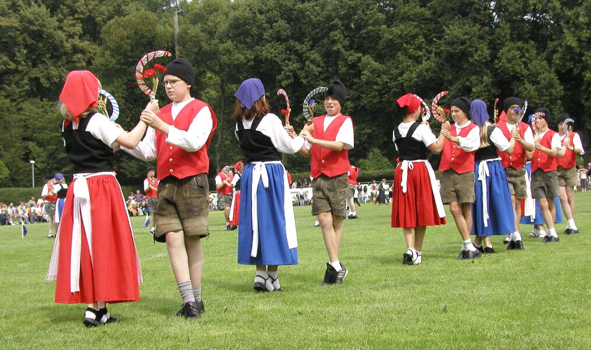 Schnitterreigen Kinderfest Leipheim Urheber Dorow Tina-Maria