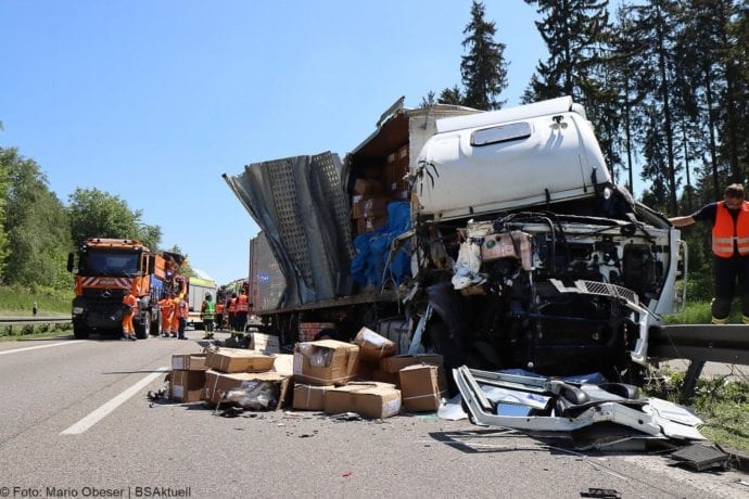 A8 Unfall Ulm-Ost 18052020 12