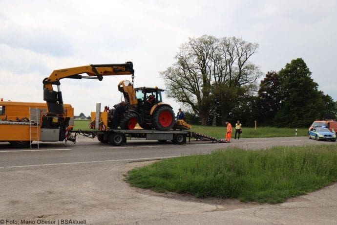 Leinheim Unfall Traktor Pkw 15052020 4
