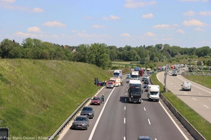 Unfall A8 Burgau-Guenzburg bei Deffingen 19052020 11