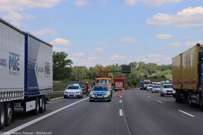 Unfall A8 Burgau-Guenzburg bei Deffingen 19052020 15