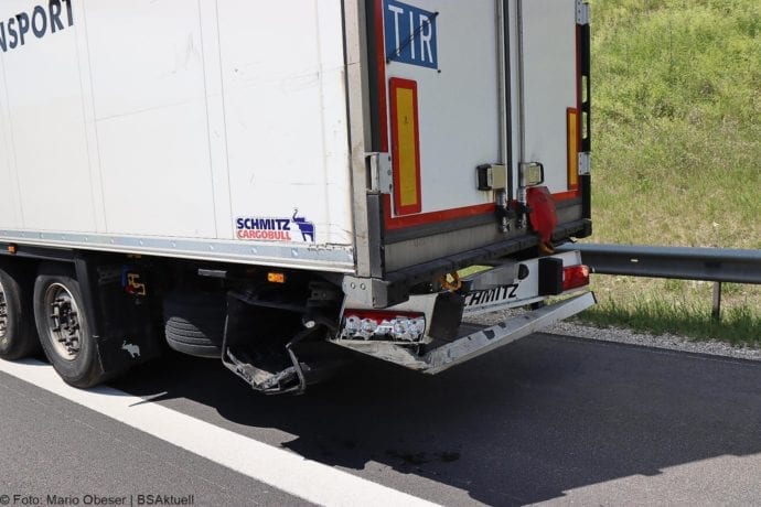 Unfall A8 Burgau-Guenzburg bei Deffingen 19052020 2