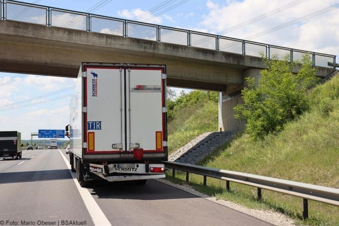 Unfall A8 Burgau-Guenzburg bei Deffingen 19052020 3