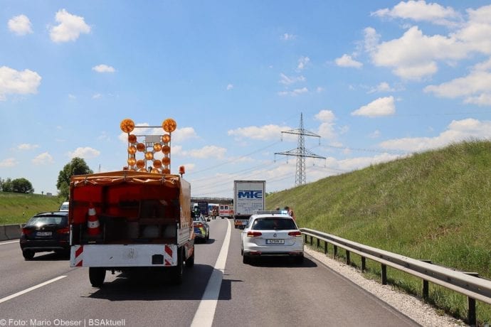 Unfall A8 Burgau-Guenzburg bei Deffingen 19052020 4
