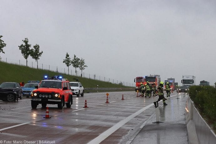 Unfall A8 GZ-Burgau 3 Pkws 23052020 3