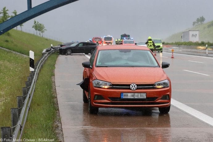 Unfall A8 GZ-Burgau 3 Pkws 23052020 7