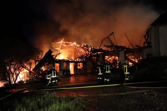 Brand landwirtschadfltliche Lagerhalle in Günzach