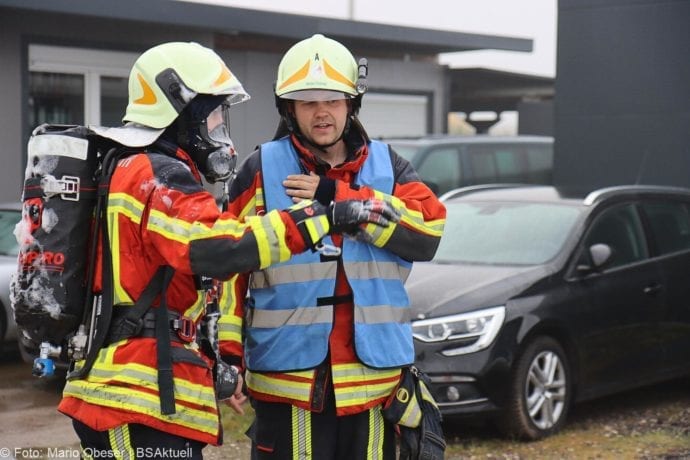 Brand Unfallfahrzeug in Offingen 17062020 6