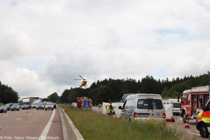 Unfall A8 Adeslried 29062020 21