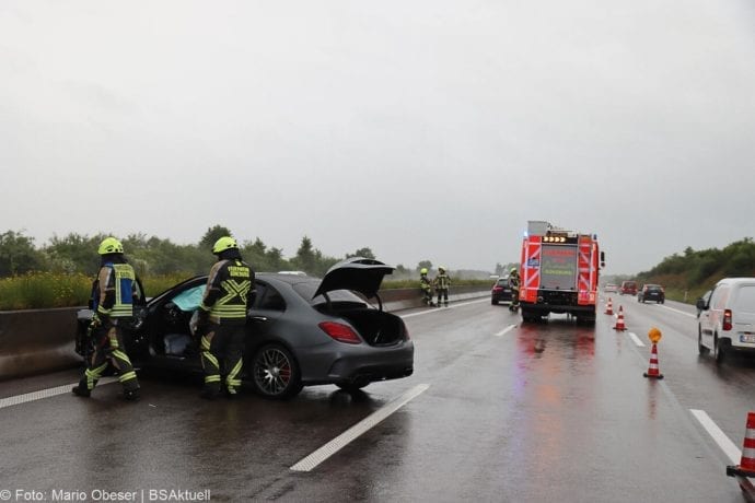 Unfall A8 Guenzburg-Leipheim 14062020 1
