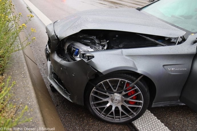 Unfall A8 Guenzburg-Leipheim 14062020 3