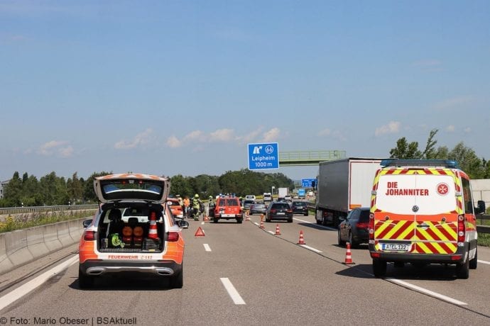 Unfall A8 Guenzburg-Leipheim 27062020 1