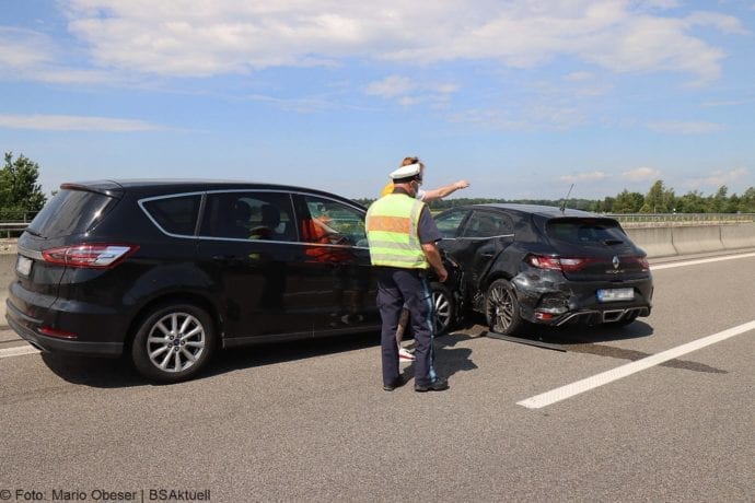 Unfall A8 Guenzburg-Leipheim 27062020 2