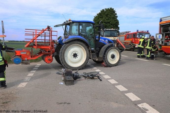 Unfall B16 Gundelfingen Traktor übersieht Pedelec-Fahrer 03062020 13