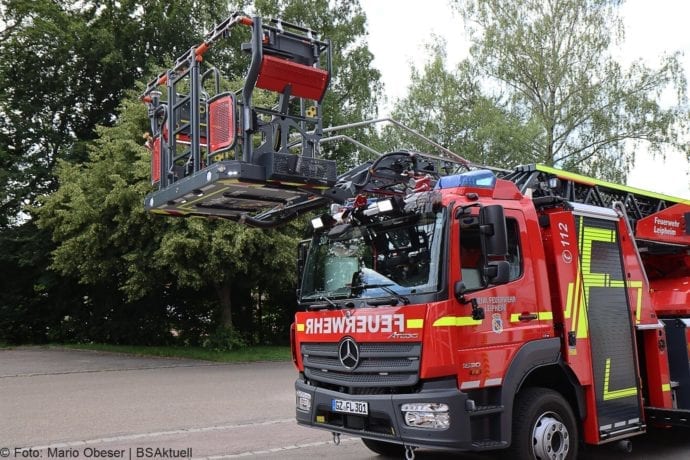 Drehleiter Feuerwehr Leipheim DLAK 2020 21